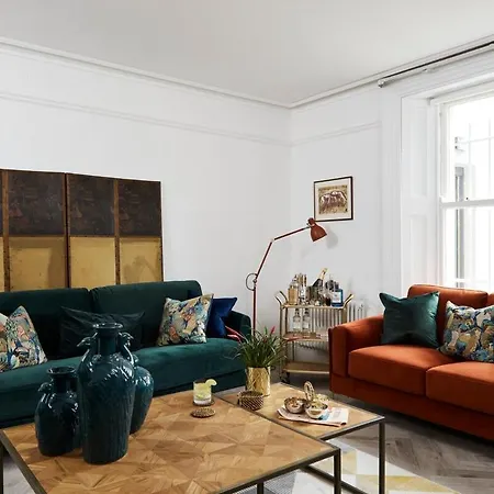 Apartment Stylish Period In D6